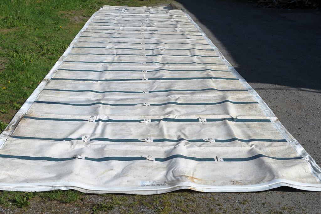 Bâches d'occasion très solides (remorques de camions), Bricolage & Construction, Bâches & Films, Enlèvement, Utilisé, 15 m² ou plus