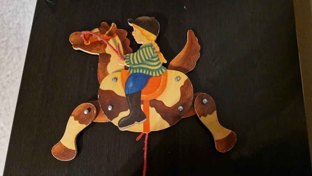 Houten ruiter op paard, Enlèvement ou Envoi