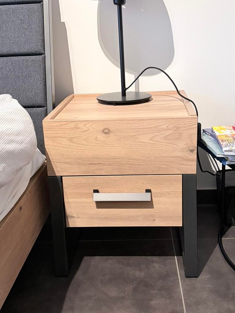 Chambre a coucher , a venir chercher sur place, Maison & Meubles, Chambre à coucher | Tables de chevet, Enlèvement, Comme neuf