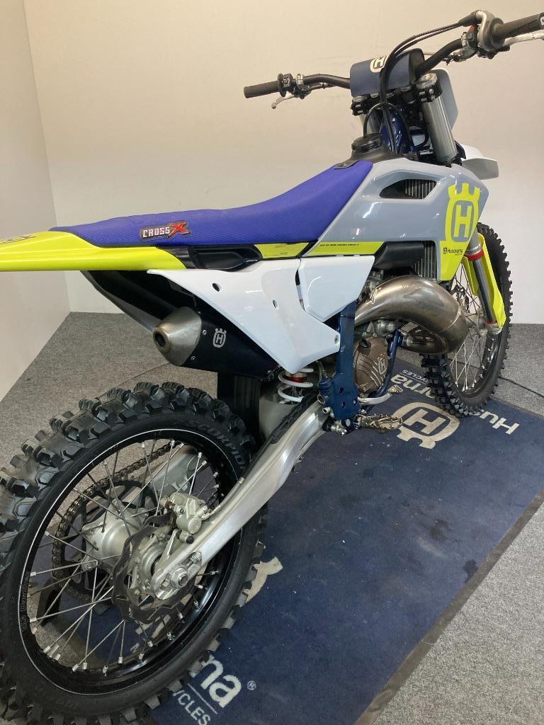 Husqvarna TC 125 MY'23 ref. LS 3092 - foto 2