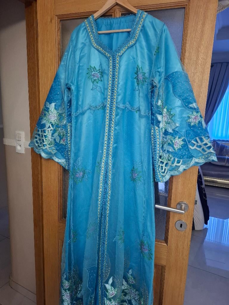 Takchita, Kleding | Dames, Gelegenheidskleding, Ophalen, Zo goed als nieuw, Maat 42/44 (L), Overige typen