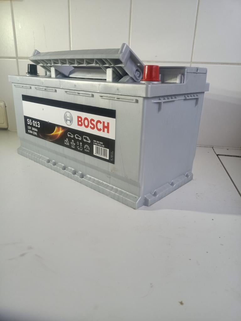 Bosch - Auto batterij accu 100Ah nieuw, Auto-onderdelen, Ophalen