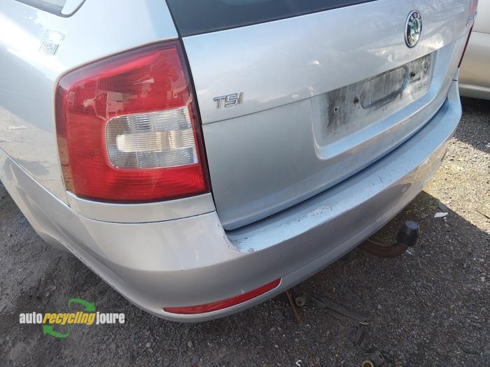 Crochet d'attelage d'un Skoda Octavia, -, -, 3 mois de garantie, Utilisé