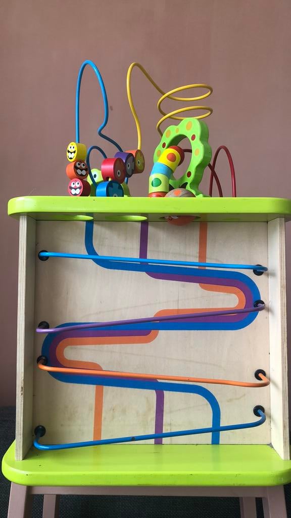 Houten activiteitenkubus merk Hape, Ophalen, Gebruikt