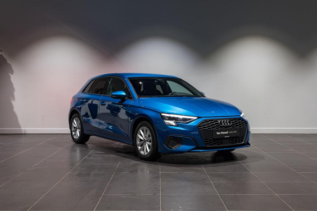 Audi A3 Sportback 35 TFSi 1.5 Attraction | S-Line Int. | Car, Stof, 4 cilinders, Blauw, Regensensor