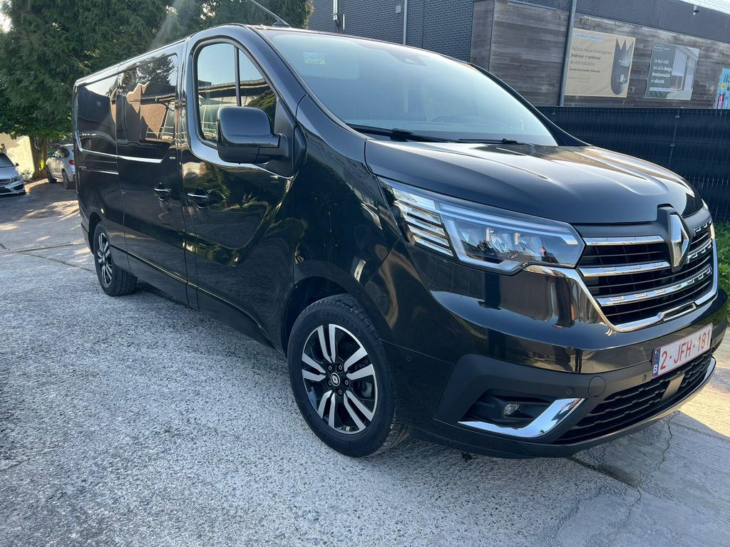 Renault Grand Trafic 2.0 dci automaat 8-zits, Auto's, Monovolume, 4 cilinders, Zwart, Diesel