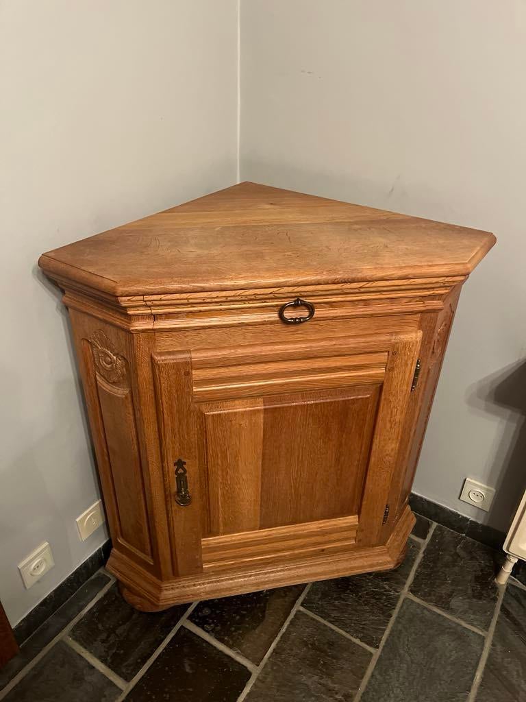 Armoire d'angle ancienne, Maison & Meubles, 25 à 50 cm, Avec porte(s), Comme neuf, Enlèvement