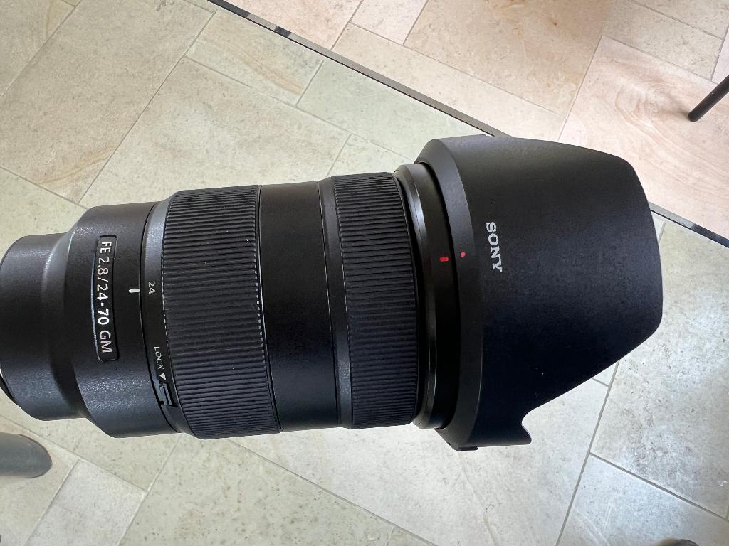 Sony FE 24-70mm f/2.8 Gmaster - E-Mount - MINT, Enlèvement ou Envoi, Comme neuf, Compact, Sony