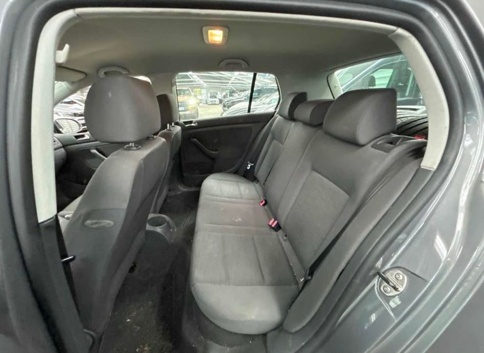 gdolf 5, Auto's, Volkswagen, 4 deurs, Overige kleuren, Handgeschakeld, Euro 1