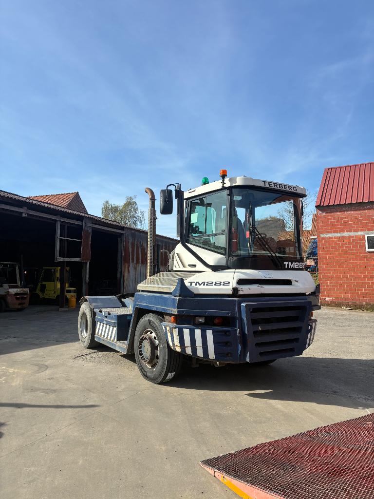 Terberg RT283 bouwjaar 2017, Zakelijke goederen, Machines en Bouw | Transport, Ophalen