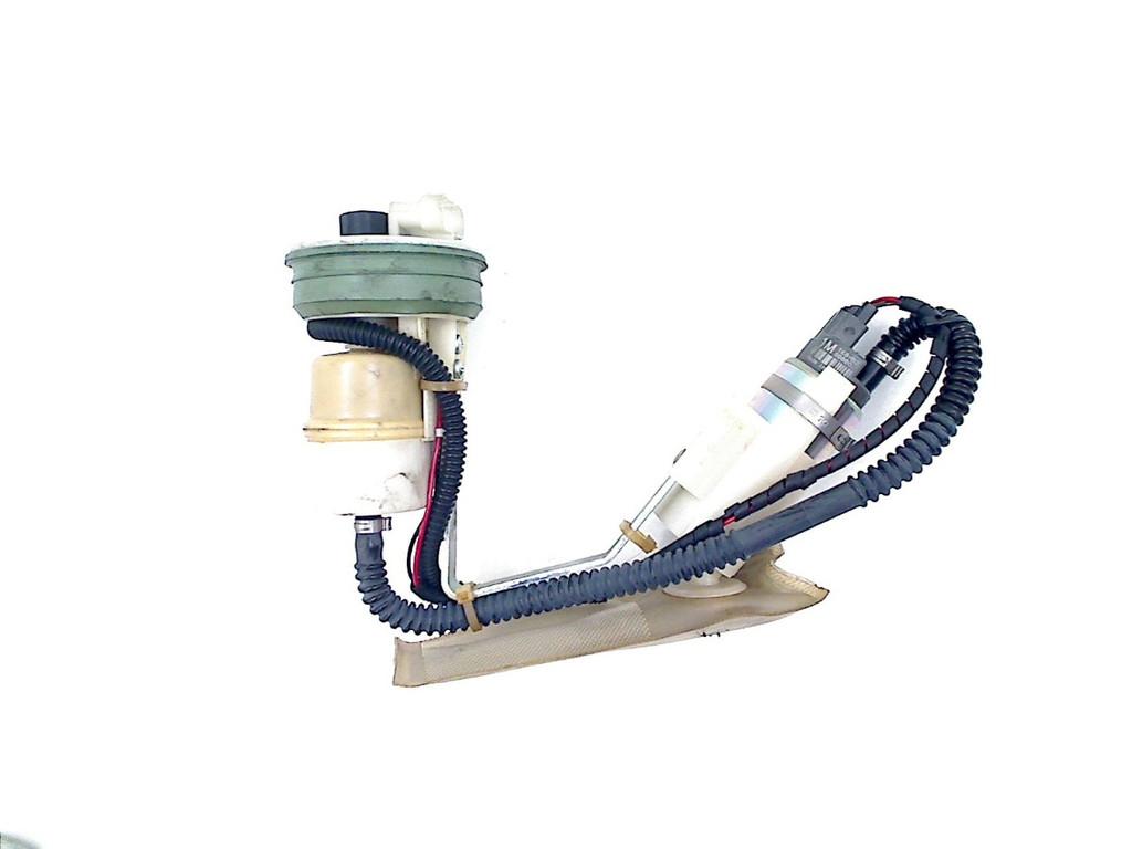 POMPE CARBURANT C Aprilia SRV 850 (01-1970/-) (641251), Dhr. S. di Majo, Utilisé, Info@cama-motorparts.nl, P.J. Troelstraweg 8 8
3144 CX  MAASSLUIS, NL