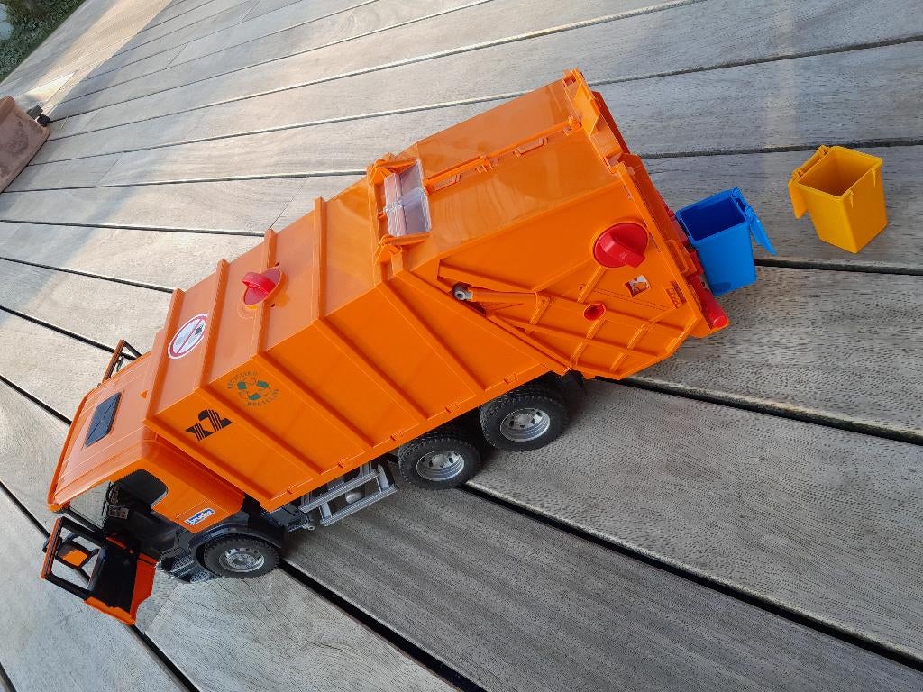 Vuilniswagen Bruder 03760 - Scania R schaal 1:16, Ophalen