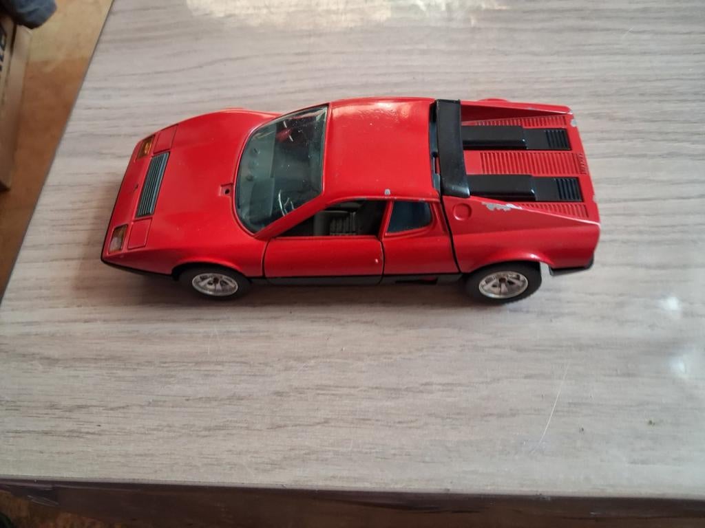 Ferrari Van Burago à l'échelle 1/24, Hobby & Loisirs créatifs, Enlèvement ou Envoi, Burago