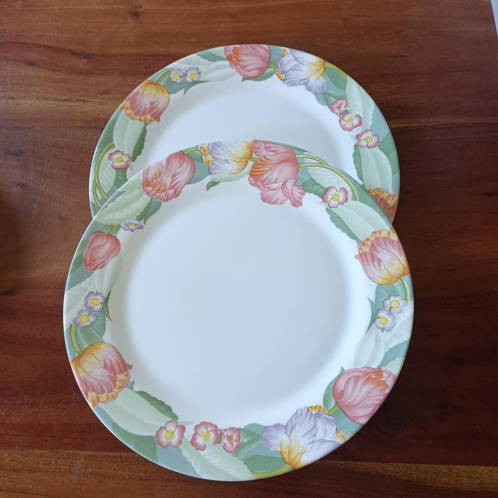 Deux grands plats à servir, fleurs printanières, Arcopal., Antiquités & Art, Enlèvement ou Envoi