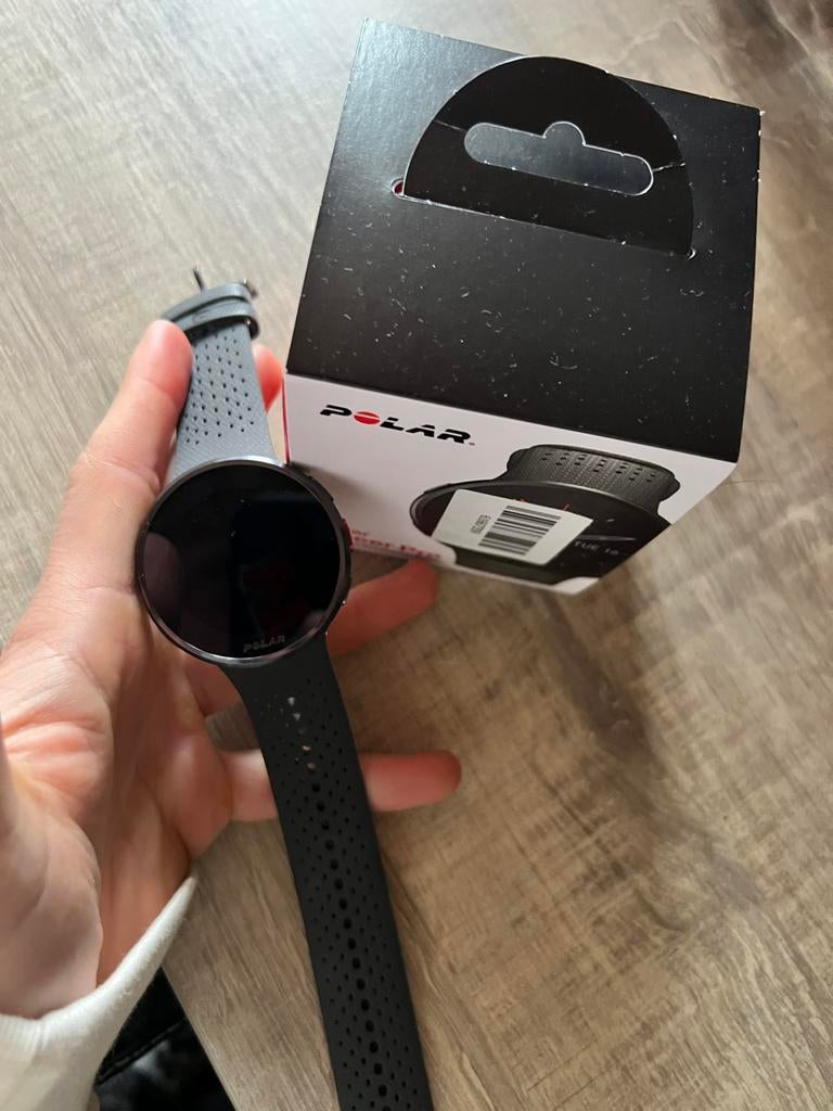 Polar pacer pro, Enlèvement ou Envoi, Comme neuf, Noir