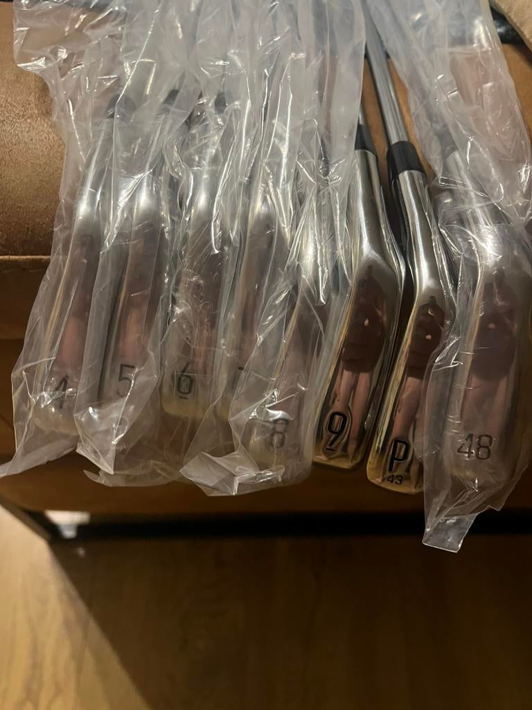 Nieuwe set titleist t200, Ophalen of Verzenden, Nieuw, Club