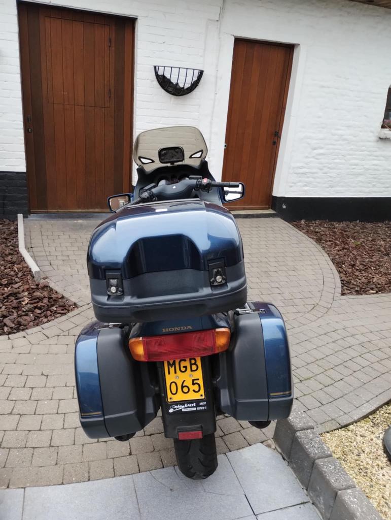 Honda pan european 1100cc