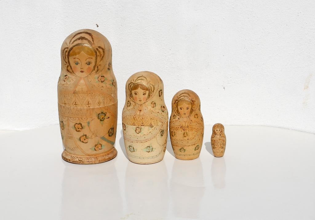Très anciennes Matriochka en bois (Russes), Collections, Enlèvement ou Envoi, Comme neuf