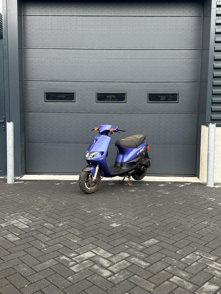 Piaggio fastrider 50cc 2t duits, Enlèvement, Comme neuf