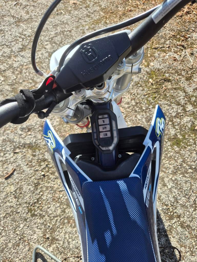 Husqvarna EE 5, Particulier