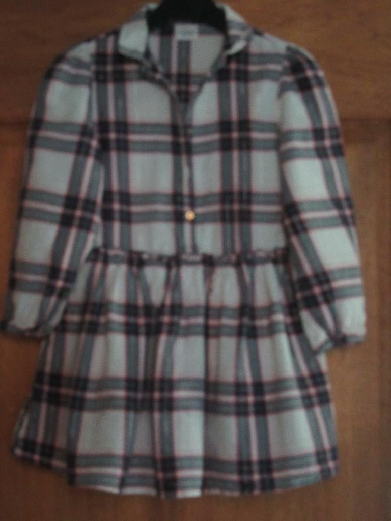 Robe TAO Taille 6ans, Enfants & Bébés, Robe ou Jupe, Tape à l'oeil, Enlèvement, Utilisé