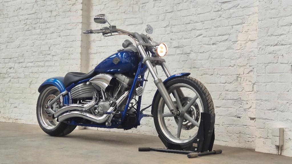 Harley Davidson Rocker  FXCW @motomobilia, Motoren, Motoren | Harley-Davidson, Bedrijf, Chopper, meer dan 35 kW, 2 cilinders, Motorrijbewijs A