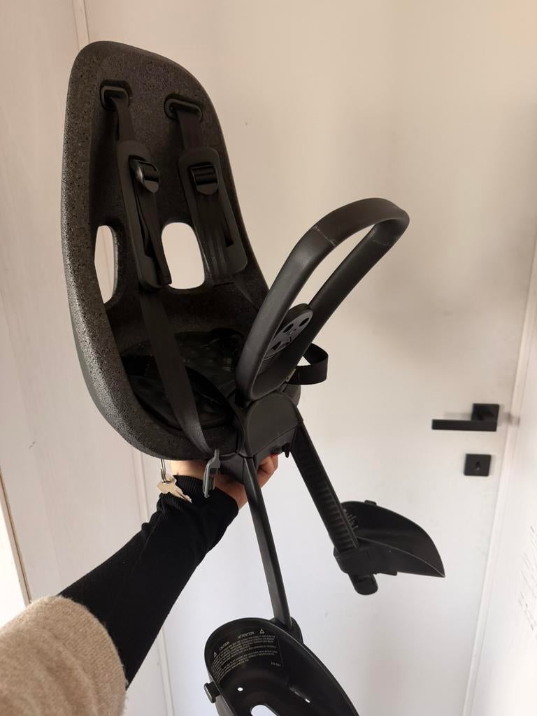 Thule foetsstoel vooraan, Fietsen en Brommers, Fietsaccessoires | Fietsstoeltjes, Ophalen, Zo goed als nieuw