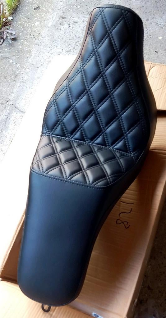 Harley Davidson Lowriders/st duo gelzadel, Motoren, Ophalen of Verzenden