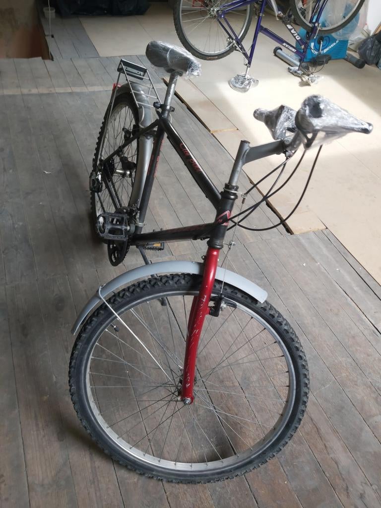 A VENDRE, Fietsen en Brommers, Fietsen | Oldtimers, Ophalen