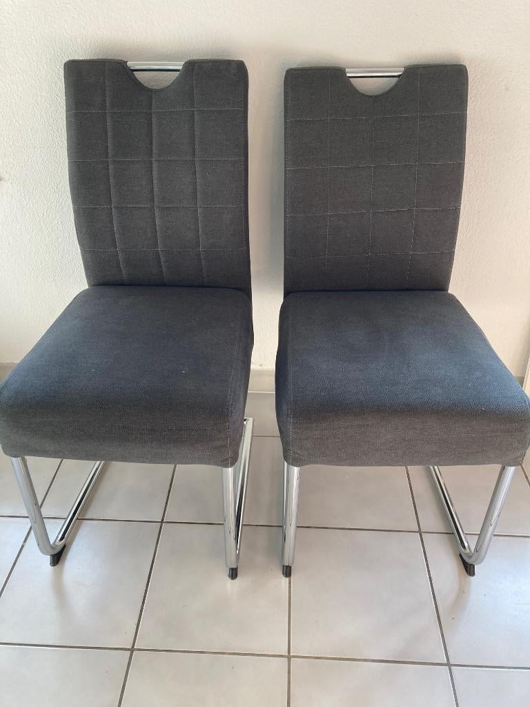 4 chaises peuvent être récupérées gratuitement, Enlèvement, Utilisé, Brun