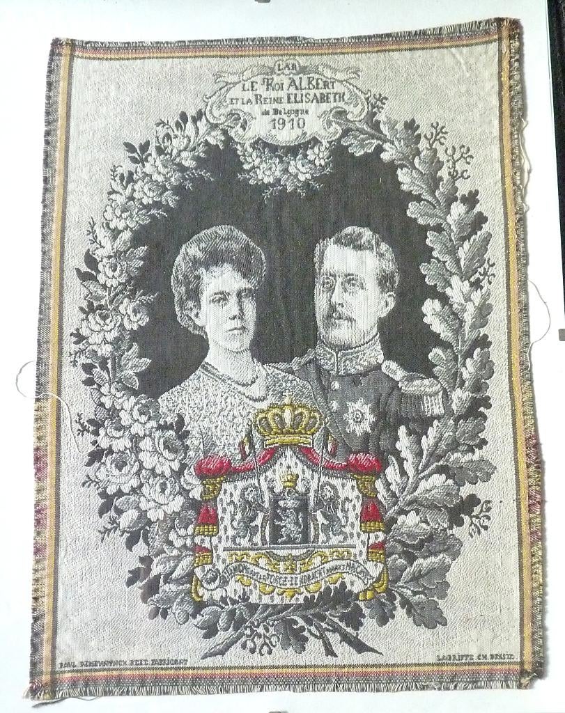 Souvenir Koning Albert I en Koningin Elisabeth in textiel., Ophalen of Verzenden