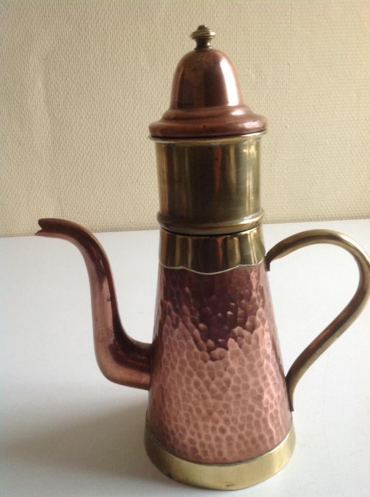 CAFETIÈRE EN CUIVRE ANTIQUE, Enlèvement ou Envoi, Cuivre