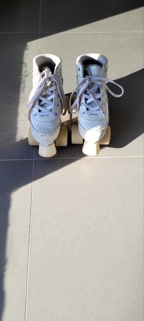 Patin à roulette fille, Enfants & Bébés, Utilisé, Enfants