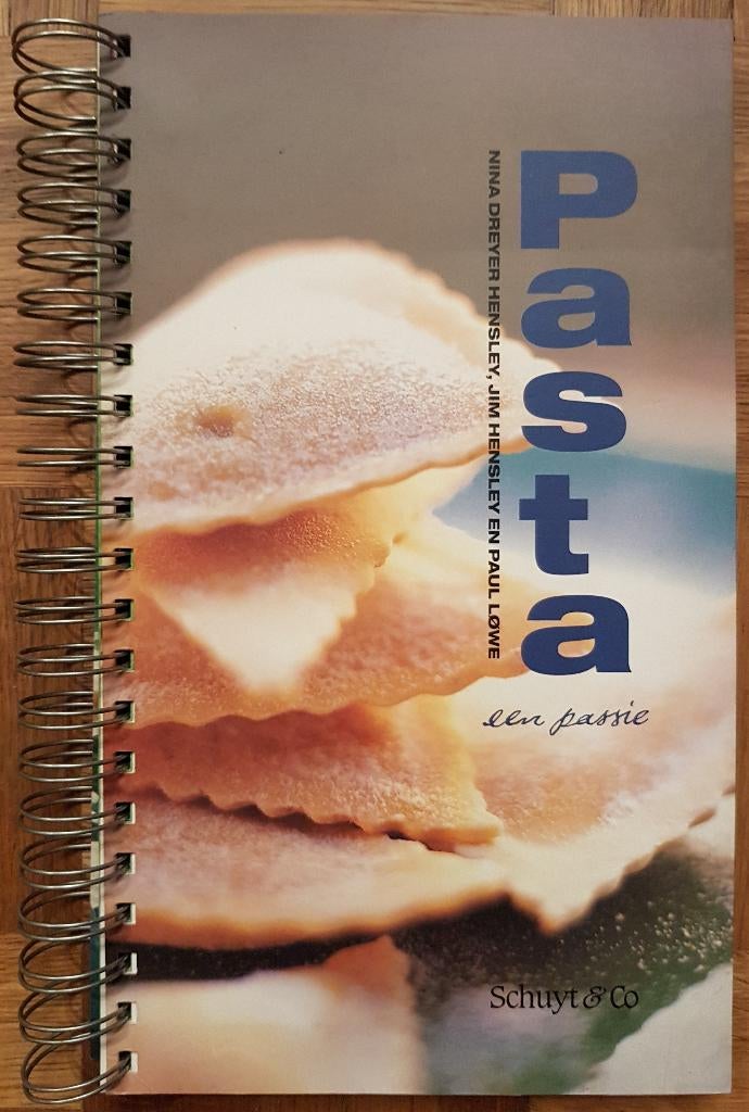 Pasta een passie - Nina Dreyer Hensley, Jim Hensley, Paul Lo, Boeken, Italië, Nina Dreyer Hensley, Ophalen of Verzenden, Zo goed als nieuw
