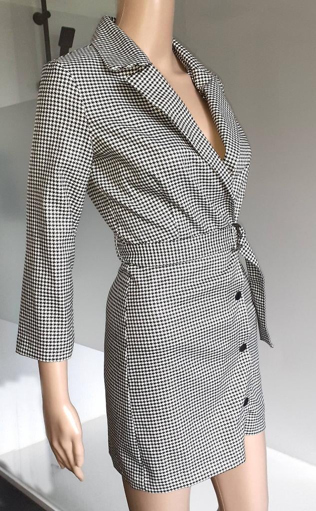 Korte jurk zwart wit houndstooth blazer Bershka XS, Wit, Nieuw, Ophalen of Verzenden, Maat 34 (XS) of kleiner