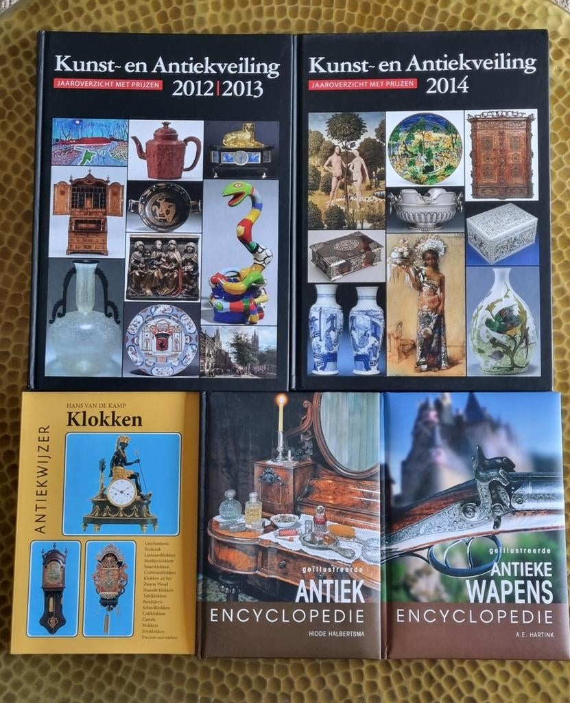 5 livres anciens, état neuf, jamais utilisés., Livres, Enlèvement ou Envoi