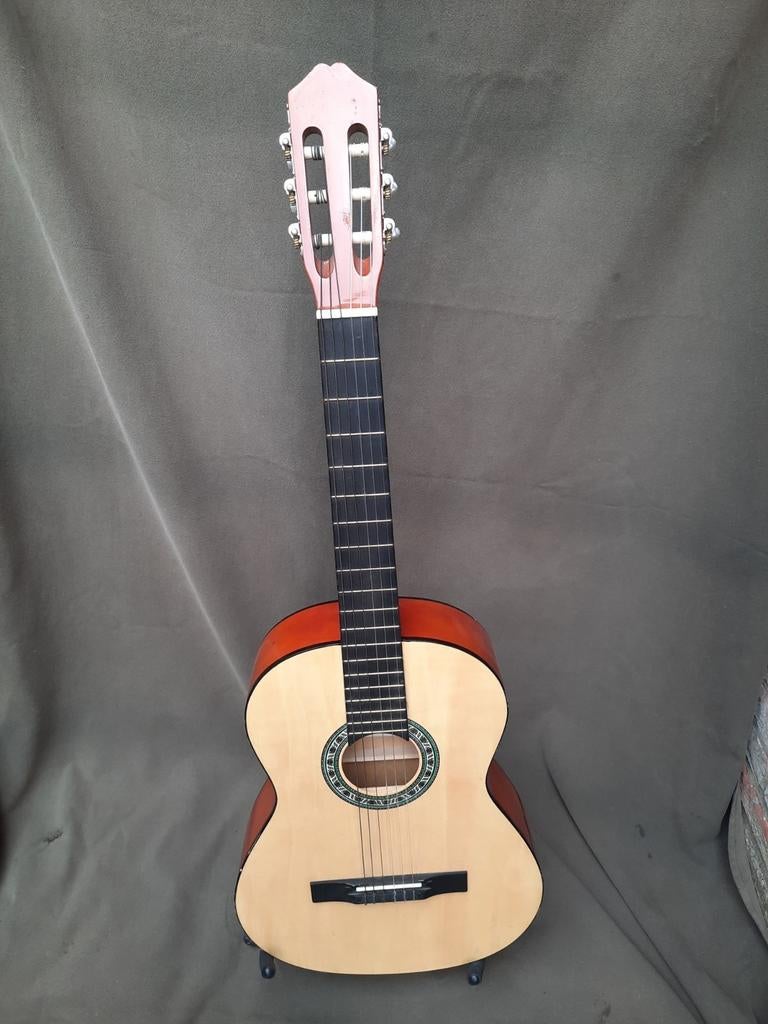 Gitaar Kay, Ophalen, Gebruikt