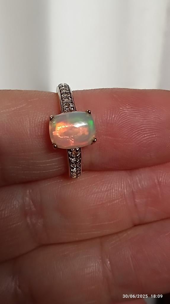 Superbe bague en argent massif plaqué or avec belle opale, Neuf, 17 à 18, Argent, Jaune