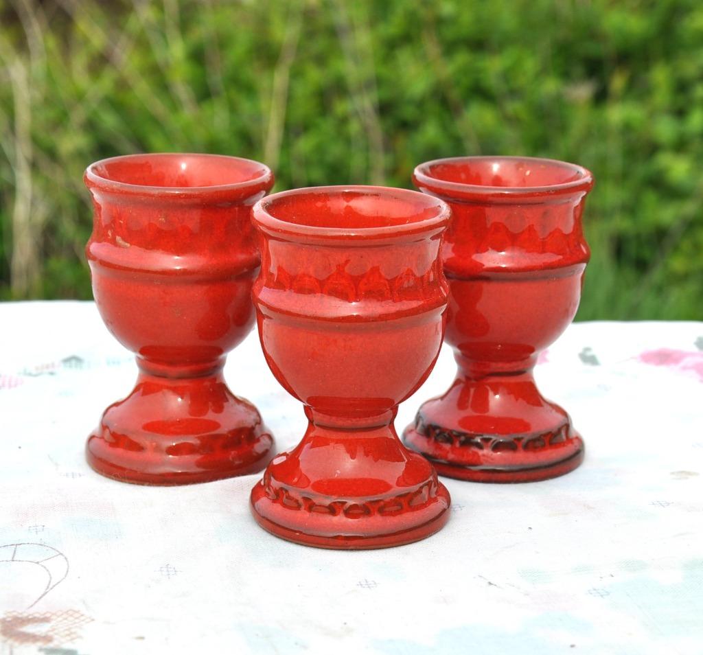 3 coquetiers en terre cuite emaillé rouge, Antiquités & Art, Enlèvement ou Envoi