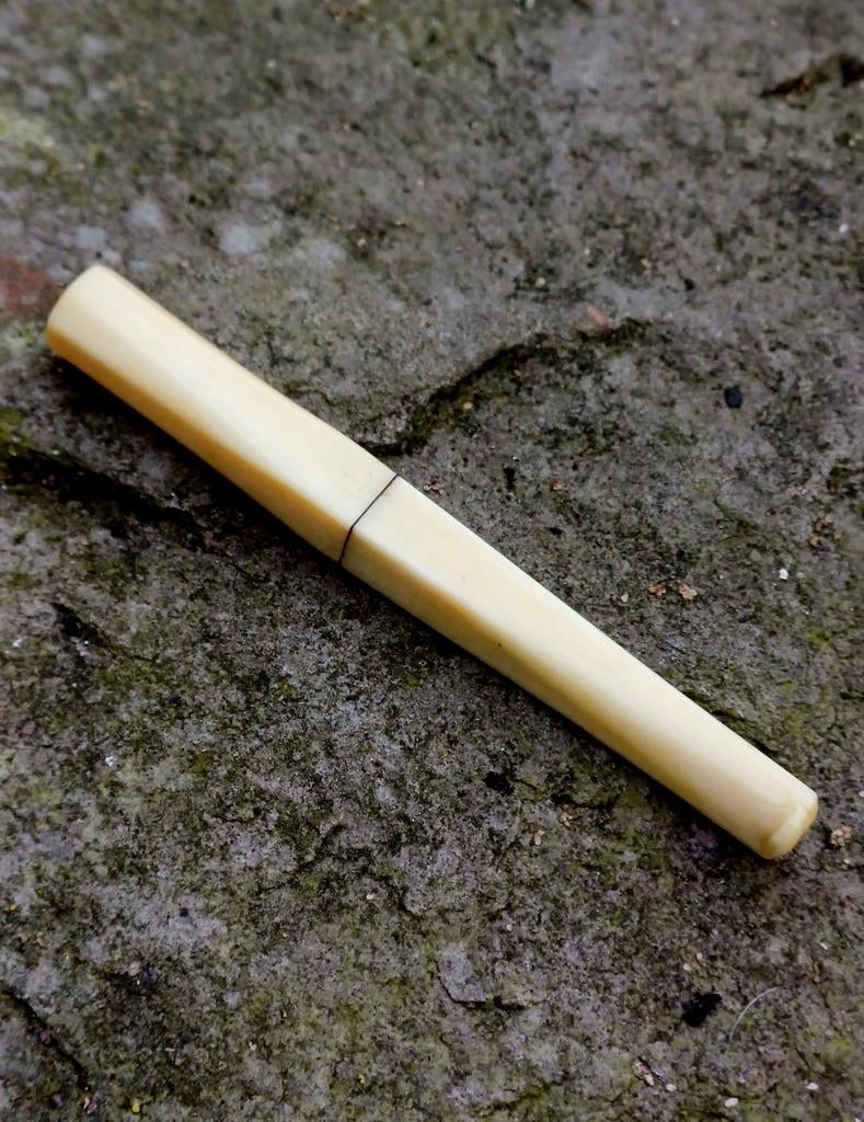 Porte-cigares ancien, porte-cigarettes, pipe, Enlèvement ou Envoi, Comme neuf