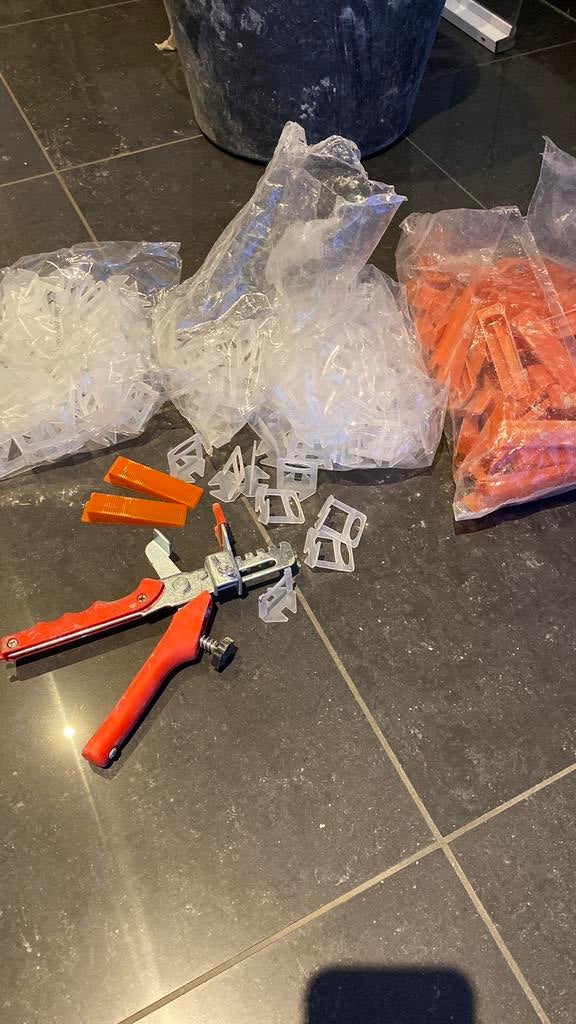 Kit de nivellement pour carrelage, Enlèvement ou Envoi, Utilisé, Autres types