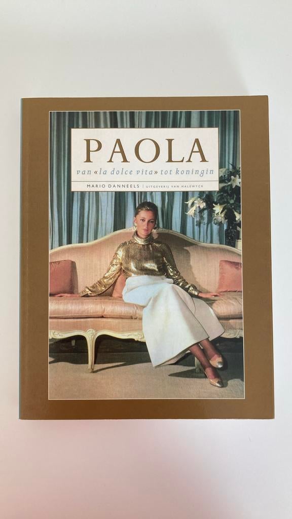 Paola - Mario Danneels, Ophalen, Zo goed als nieuw, Tijdschrift of Boek