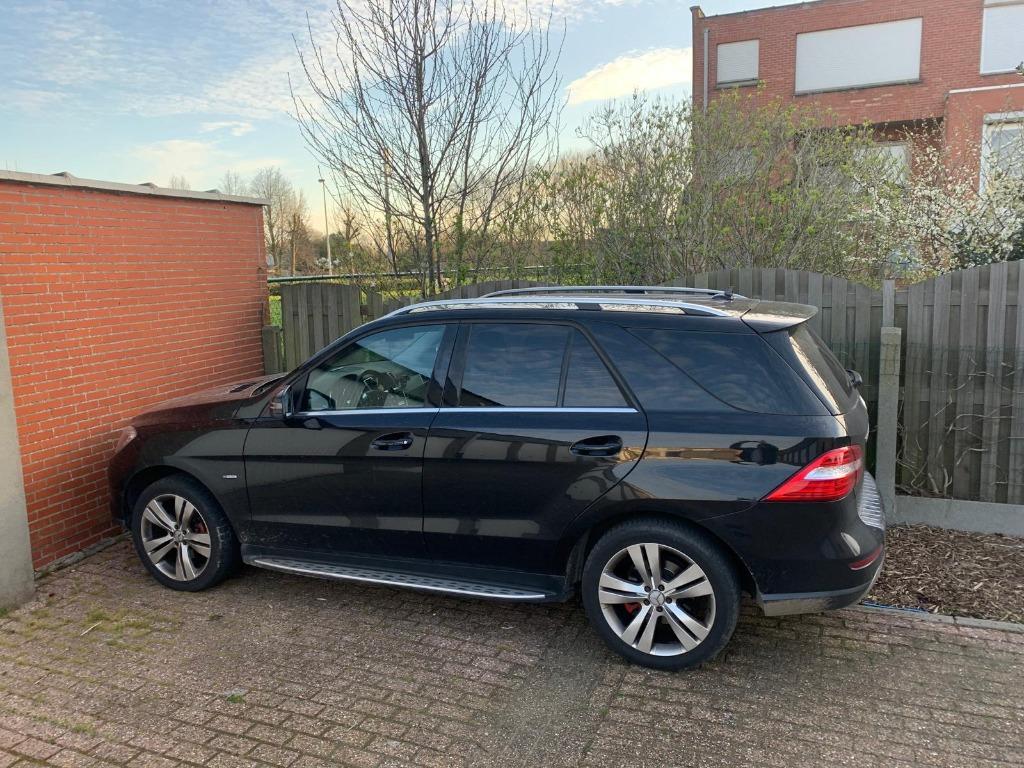 Espace de stationnement sans restriction de hauteur