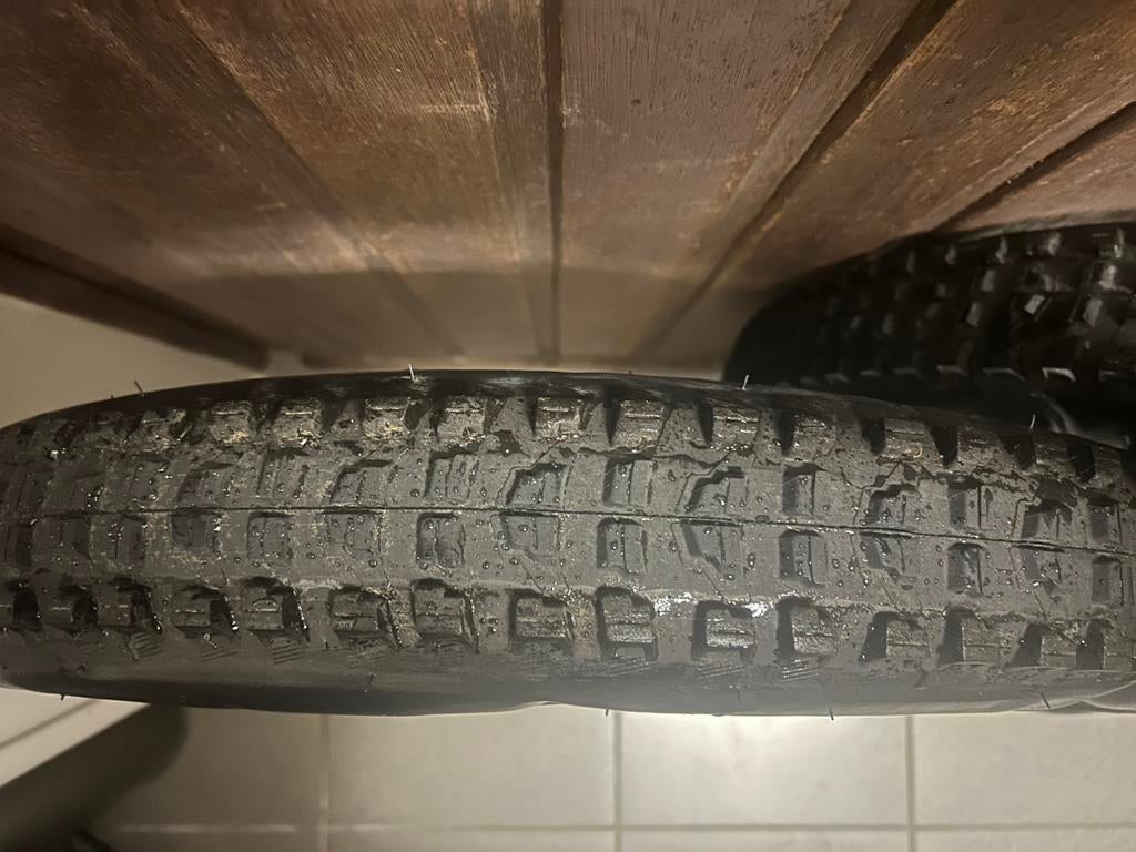 Pneus tubeless pour VTT, Vélos & Vélomoteurs, Enlèvement, Comme neuf, Hommes