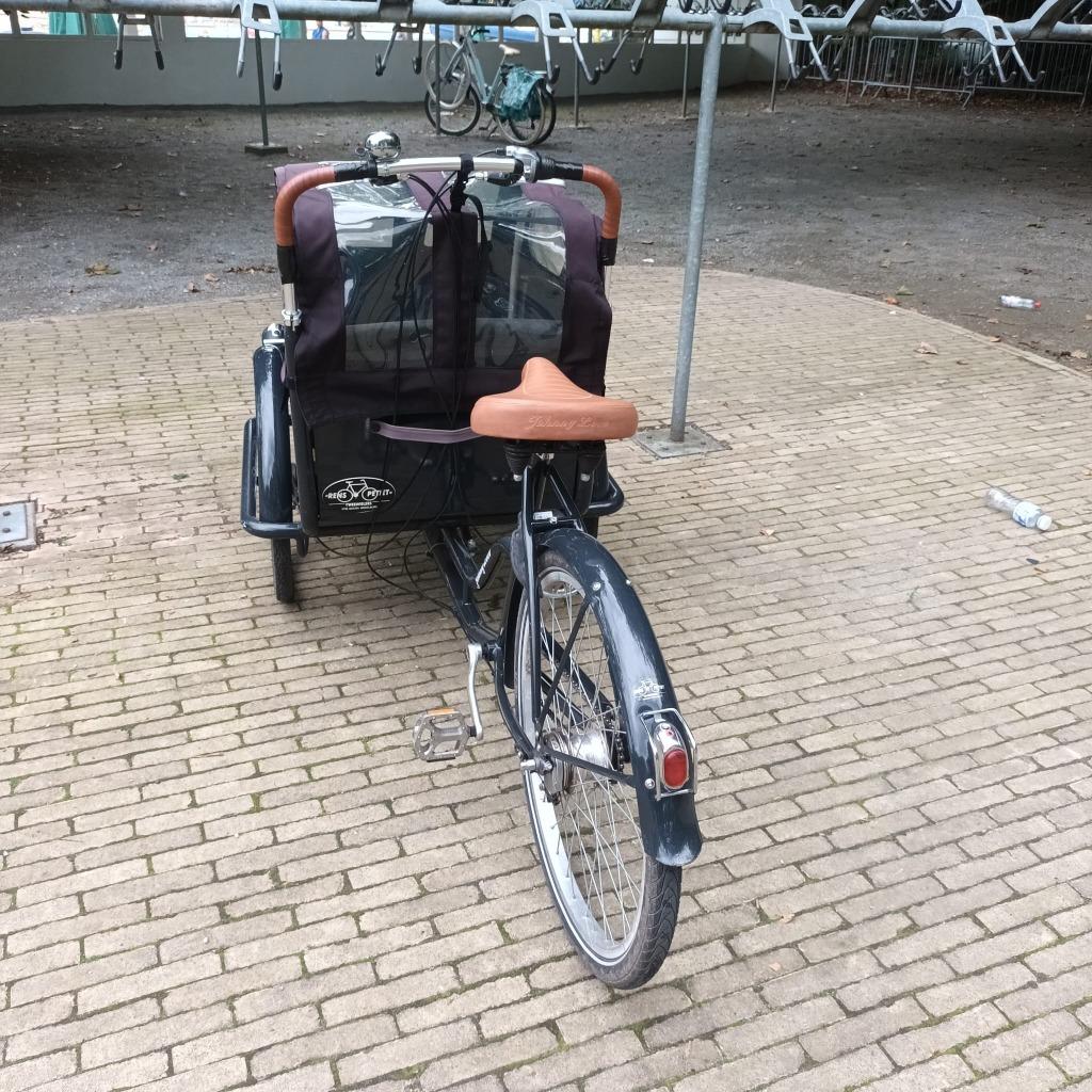 Vélo à trois roues en bon état, Vélos & Vélomoteurs, Autres marques, Pare-brise, 2 sièges, Enlèvement