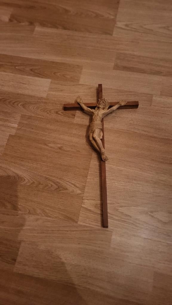 Houten kruis met beeld, Antiek en Kunst, Ophalen