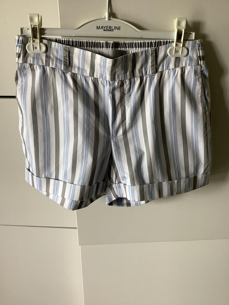 Korte broek dames, Kleding | Dames, Ophalen of Verzenden, Zo goed als nieuw, Maat 36 (S)