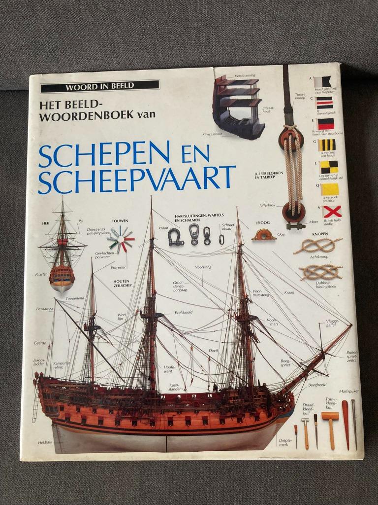 Le dictionnaire illustré des navires et de la navigation, Enlèvement ou Envoi, Utilisé, Livre ou Revue