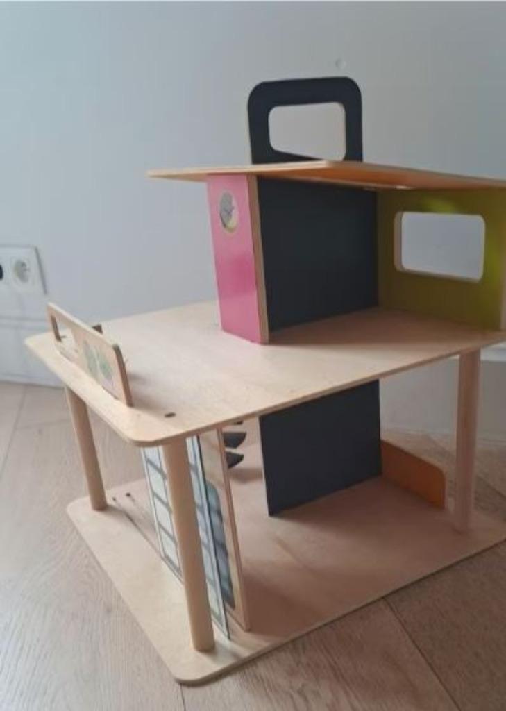 Maison de poupée en bois, Kinderen en Baby's, Speelgoed | Poppenhuizen, Zo goed als nieuw, Poppenhuis, Ophalen