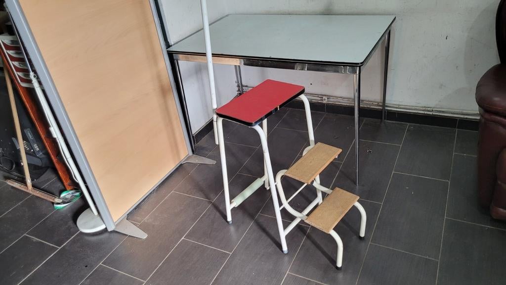 ancien tabouret vintage formica couleur rouge blanc, Enlèvement ou Envoi, Comme neuf